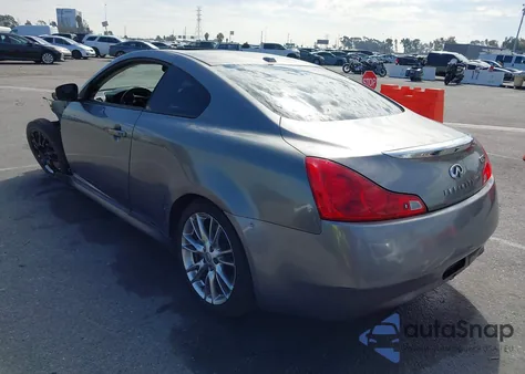 2008 Infiniti G37 Journey из США, поврежденный, VIN JNKCV64E48M121897